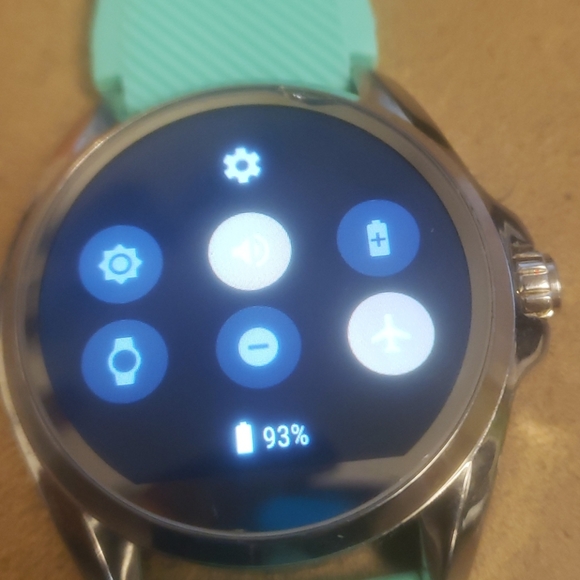 Michael kors smart watch Extra links